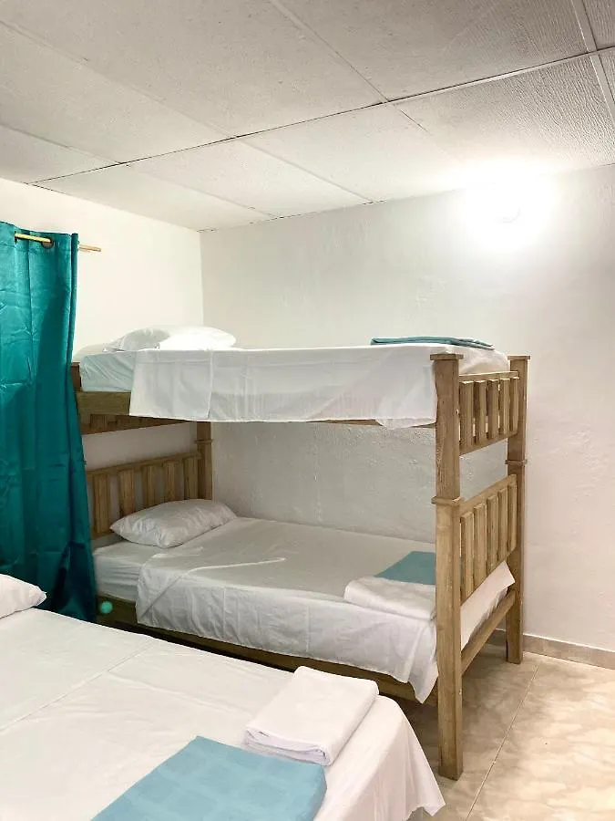 Aurelia Compartida Hospedaje 2025 Санта-Марта 0*,