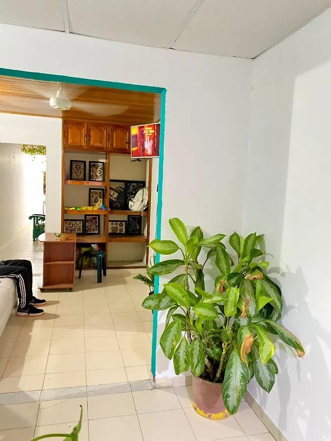 לינה וארוחת בוקר סנטה מרתה Aurelia Compartida Hospedaje 2025